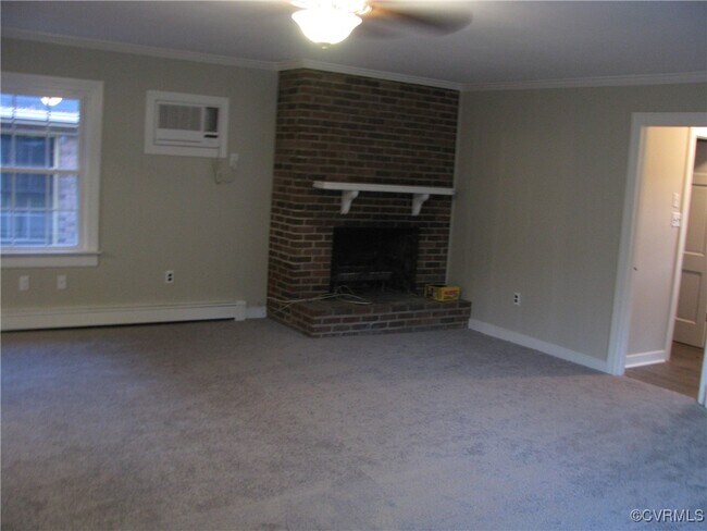 Building Photo - 4001 Hermitage Rd