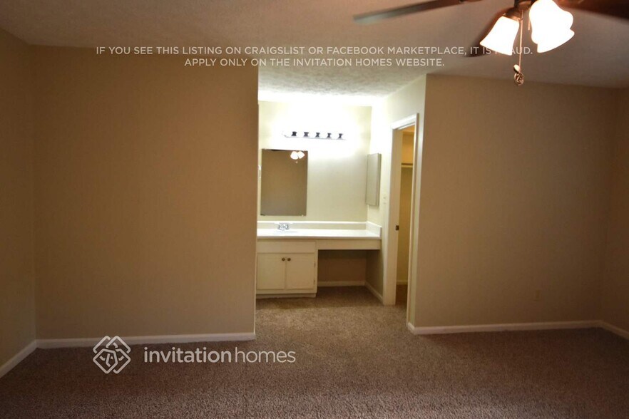 Building Photo - 511 Pebble Creek Dr