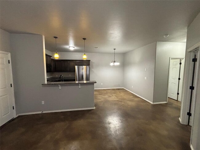 Building Photo - 1852 Cypress Ln