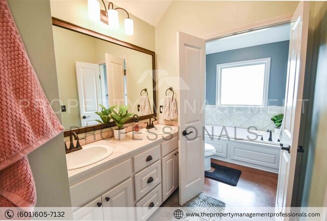 Building Photo - A wonderful home full of character!