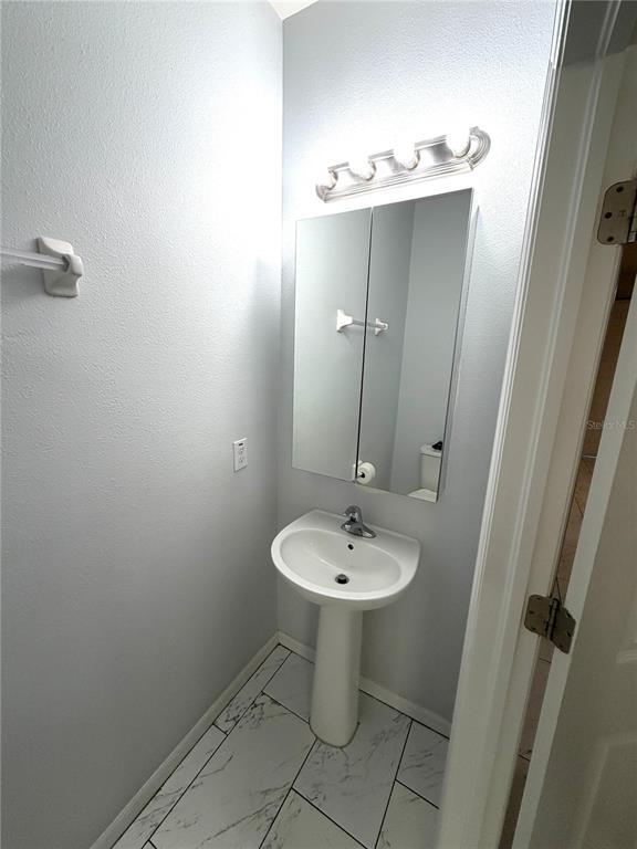 Building Photo - 7011 White Treetop Pl