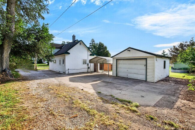 Building Photo - 6514 Blondo St