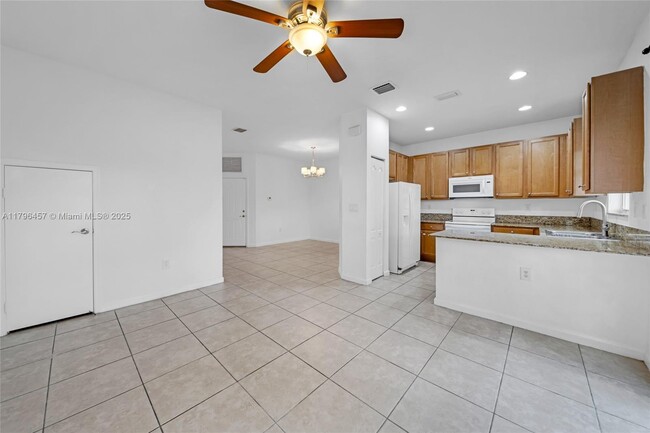 Building Photo - 948 NE 29th Terrace