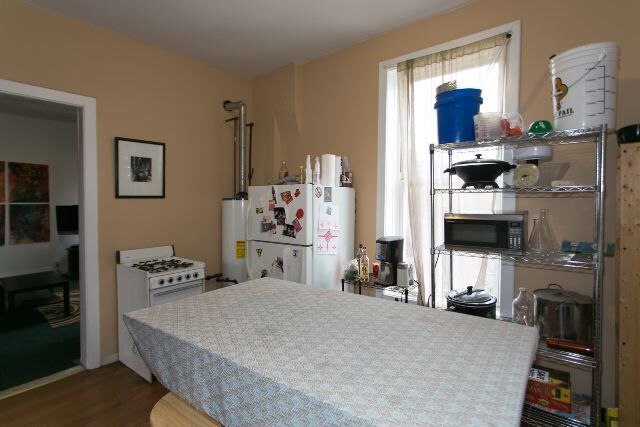 Building Photo - 1222 N Maplewood Ave