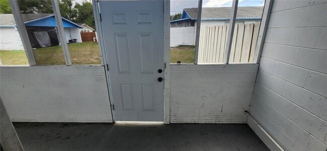 Building Photo - 10706 N 15th St