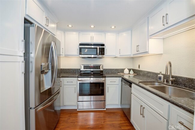 Building Photo - 21117 Aqua-