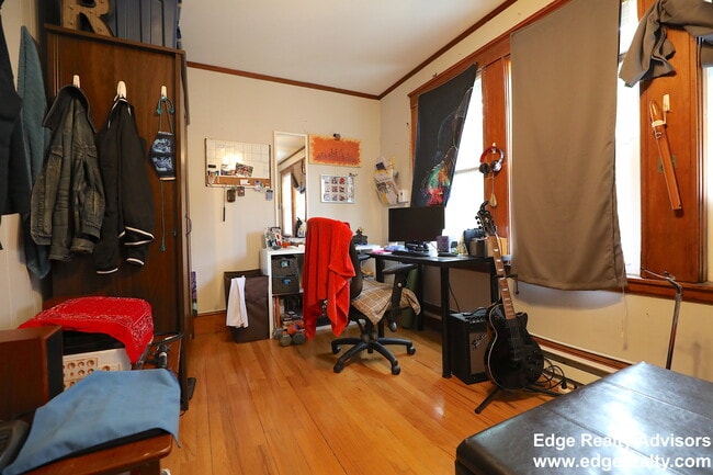 Building Photo - 118 Nonantum St
