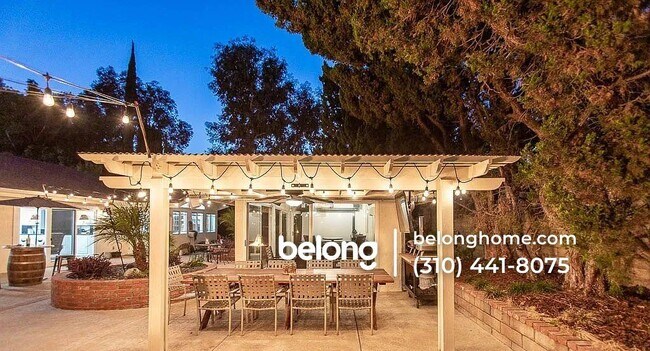 Building Photo - 22243 Craggyview St