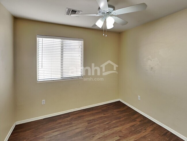 Building Photo - 3713 W Avenida Fria