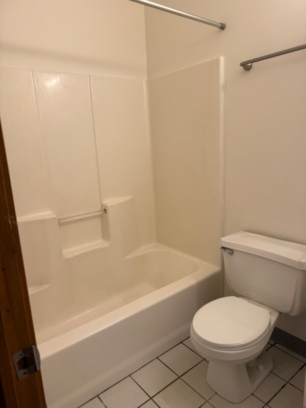 Building Photo - 55 Red Bush Ln