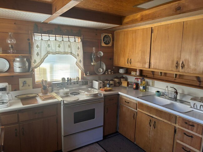 Building Photo - Charming Fully Furnished A-Frame Home with...