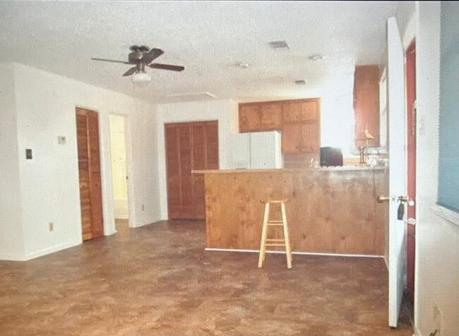 Building Photo - 20681 FM306