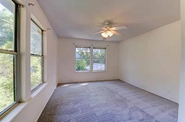 Building Photo - 2814 Gonzales St