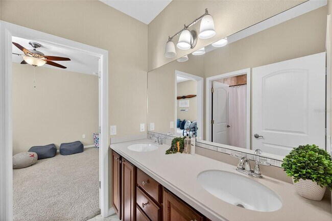 Building Photo - 7710 Tuscany Woods Dr