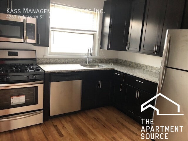 Building Photo - 4245 W Nelson St