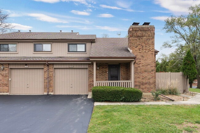 Primary Photo - 136 Mohawk Trail