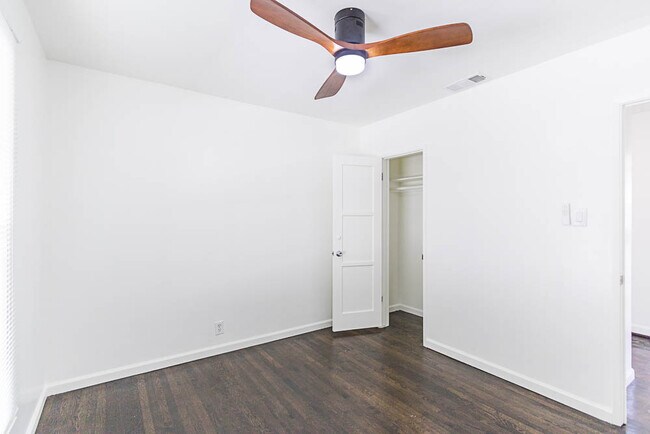 Building Photo - 2835 Pacific Ave