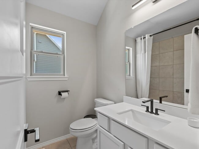 Building Photo - 2901 Yaupon Grove Ln