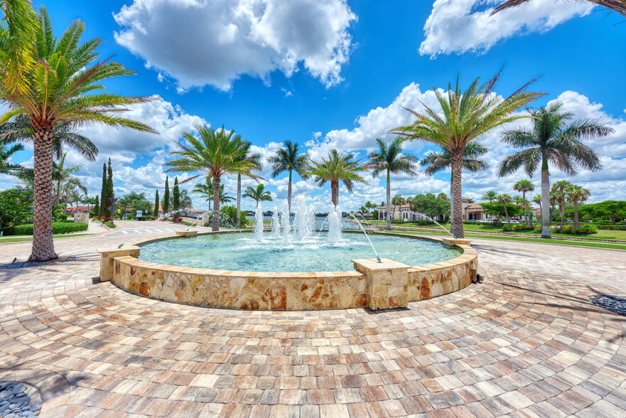 Toscana Isles fountain - 748 Ravello Blvd