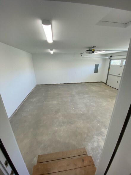 Building Photo - 325 N Wynoochee Dr SW