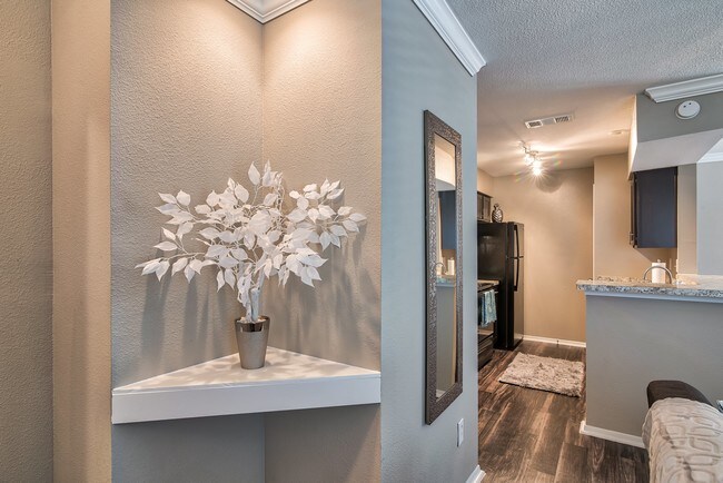 2x2 902 sq ft - Farrington