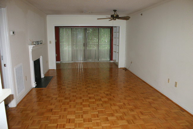 Living Room - 1108 Highland Bluff Dr SE
