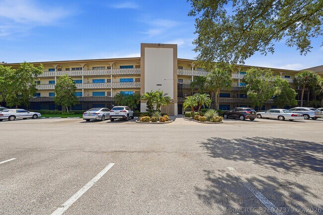 Building Photo - 2404 Antigua Cir