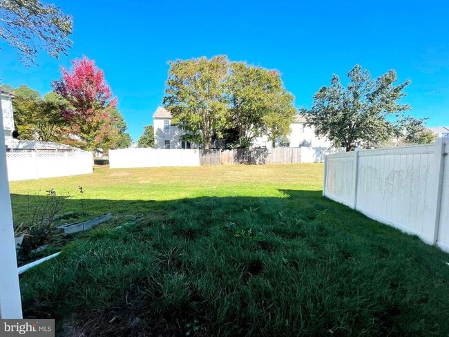 Building Photo - 45288 Rumsford Ln
