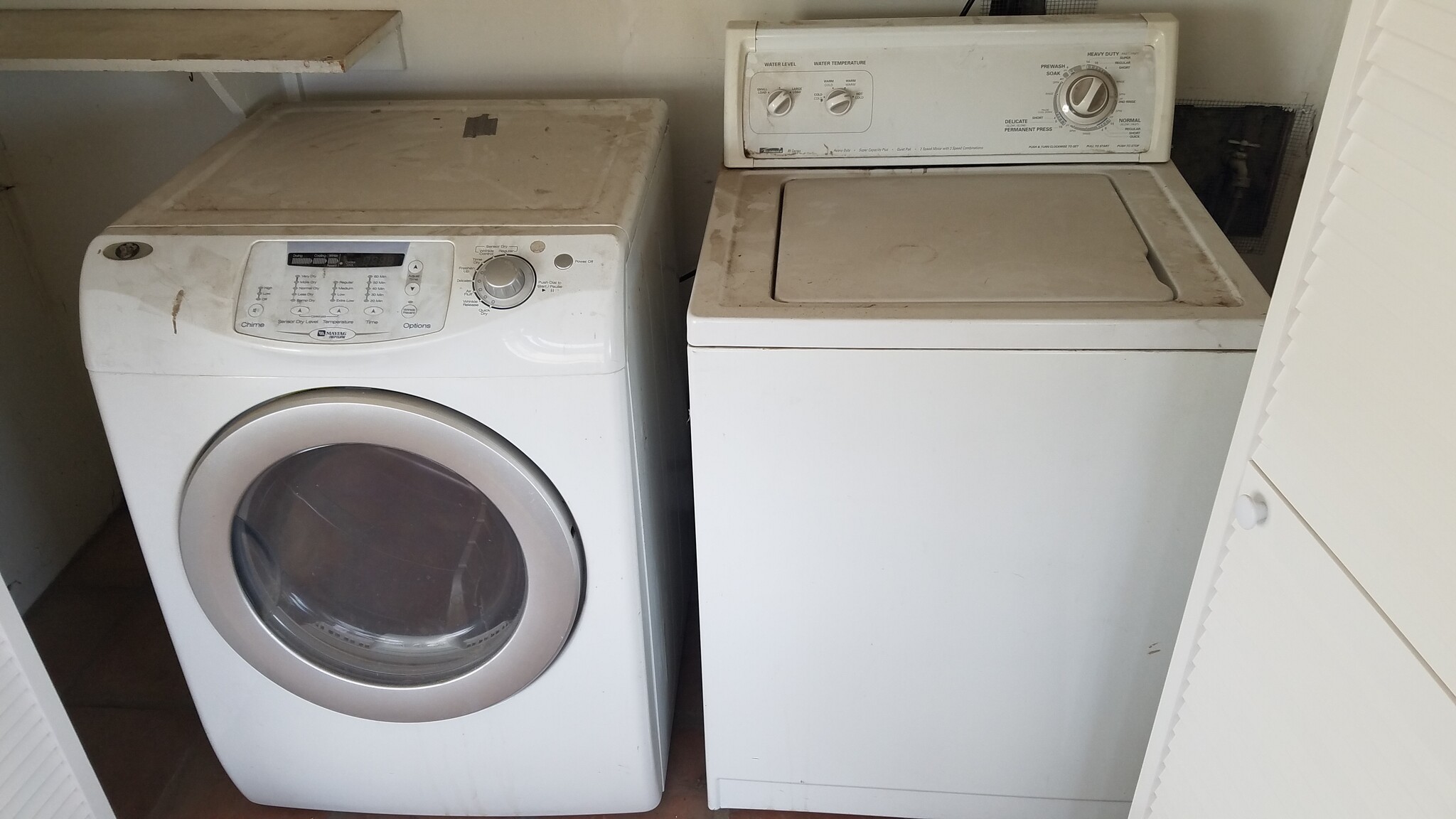 Washer and dryer in unit. - 201 E Alice Ave