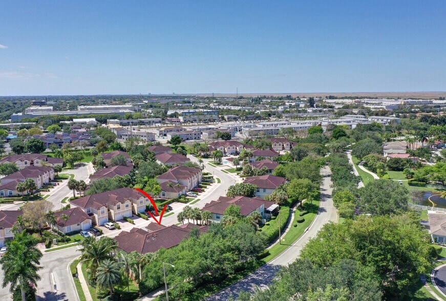 Building Photo - 11705 NW 47th Dr