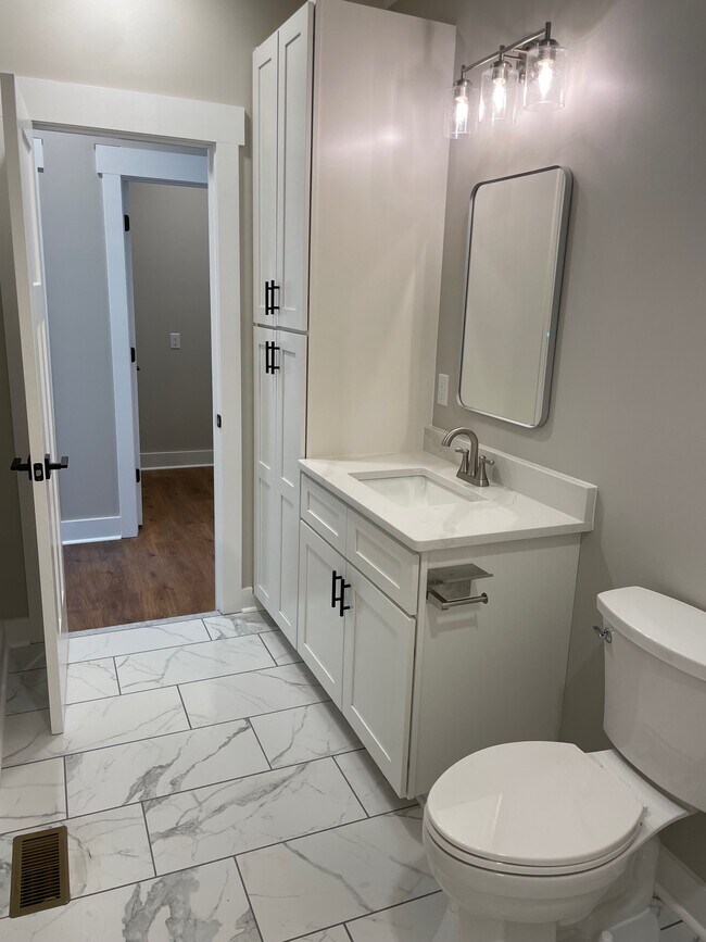 Building Photo - 2137 NC-61