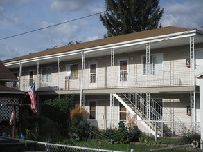 Building Photo - 725 E Indiana Apartments near Gonzaga Univ...