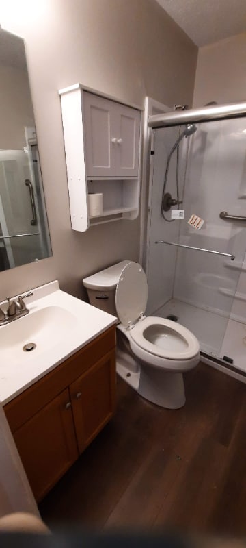 Building Photo - 120 Monroe St