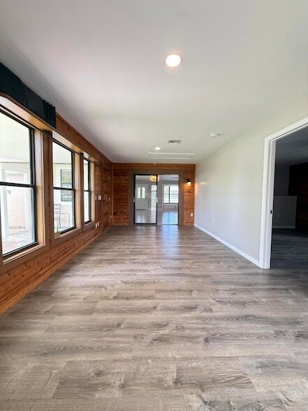 Building Photo - 1626 SW Buffum Ln