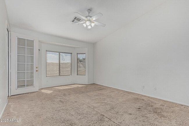 Building Photo - 408 N Falcon Ct