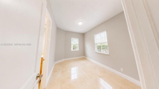 Building Photo - 5751 SW 59th St
