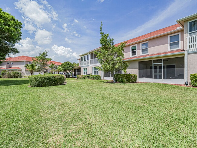Building Photo - 235 Grand Royale Cir