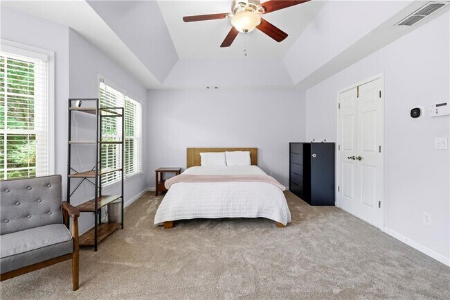 Building Photo - 374 Ivy Glen Cir