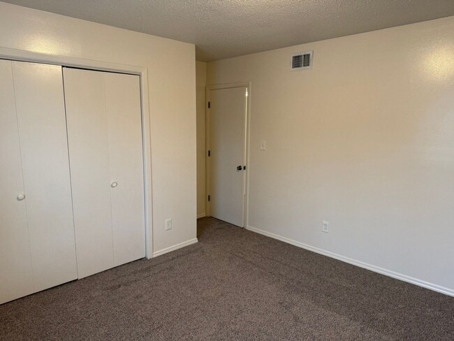 Building Photo - 4804 Cannon Ridge Dr