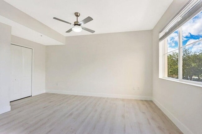 Building Photo - 11012 Legacy Dr