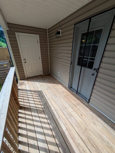 Building Photo - 4742 Forest Landing Way