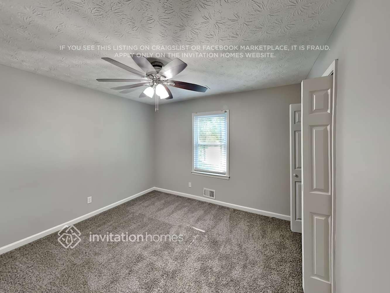 Building Photo - 5847 Meadow View Ln