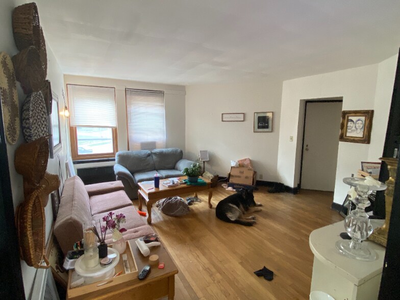 Building Photo - 340 Ellis Ave