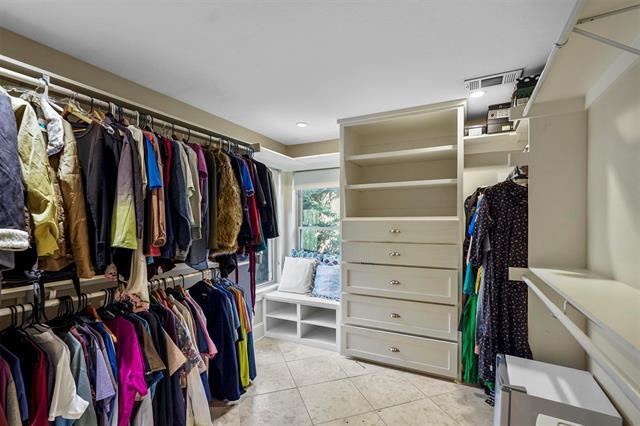 Building Photo - 4319 Cabell Dr