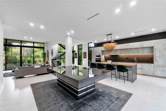 Primary Photo - 4364 Alton Rd