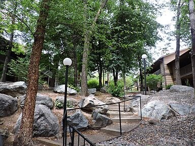 Building Photo - 2913 Tierra Verde E