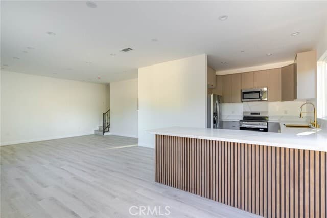 Building Photo - 17428 Roscoe Blvd