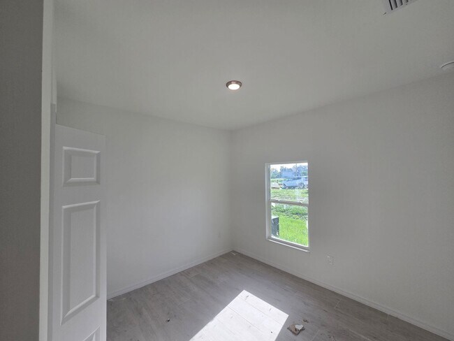 Building Photo - COMING SOON-BRAND NEW CONSTRUCTION-LARGE C...