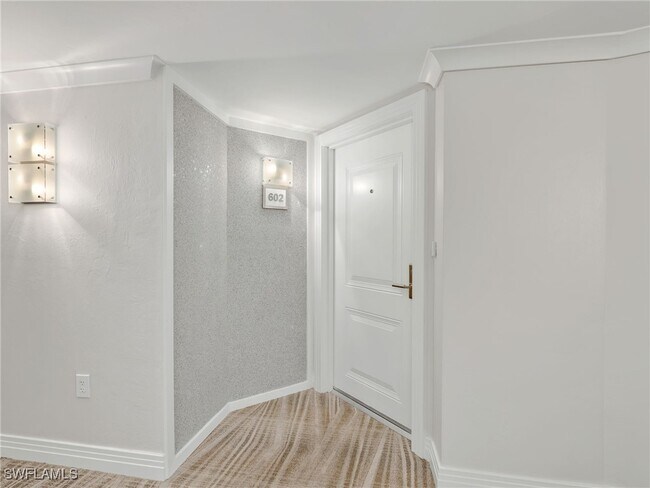 Building Photo - 4751 Gulf Shore Blvd N