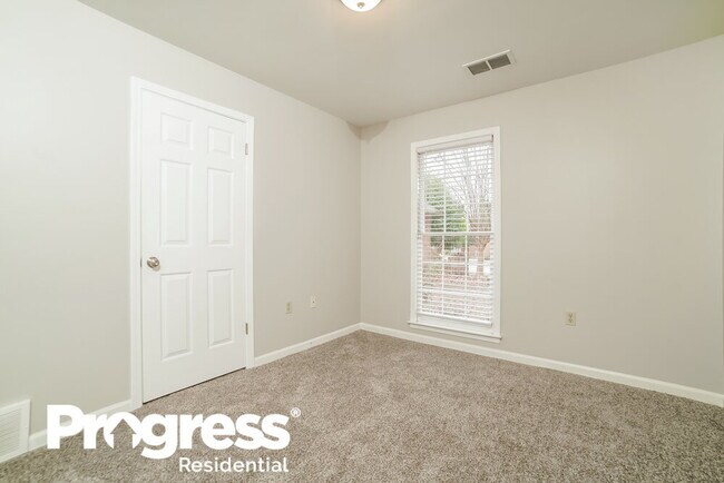 Building Photo - 8672 Debbie Kay Ln